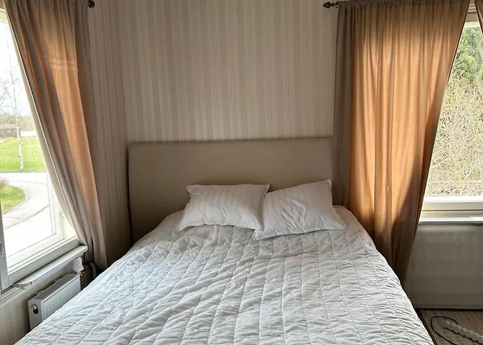 Private Large Beach, 3 Bedrooms, Kitchen, Living Room, 2 Bathrooms, Terrace *