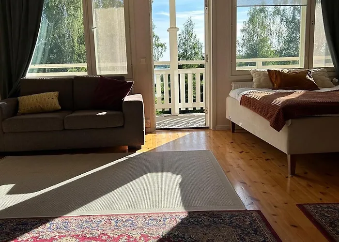 Private Large Beach, 3 Bedrooms, Kitchen, Living Room, 2 Bathrooms, Terrace Jamijarvi