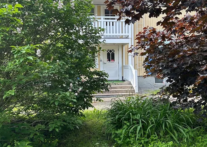 Private Large Beach, 3 Bedrooms, Kitchen, Living Room, 2 Bathrooms, Terrace Jamijarvi